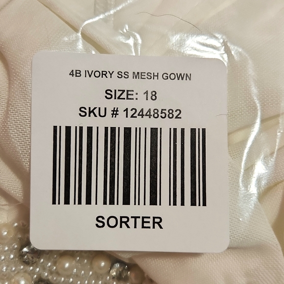 ❤️NWT VINTAGE TORRID EMPIRE WAIST WEDDING DRESS - PEARLS RHINESTONE GOWN SIZE 20 - Picture 8 of 16